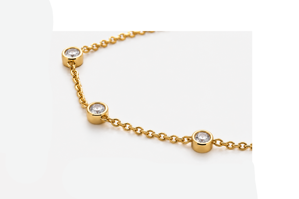Sélène Diamond Station Necklace