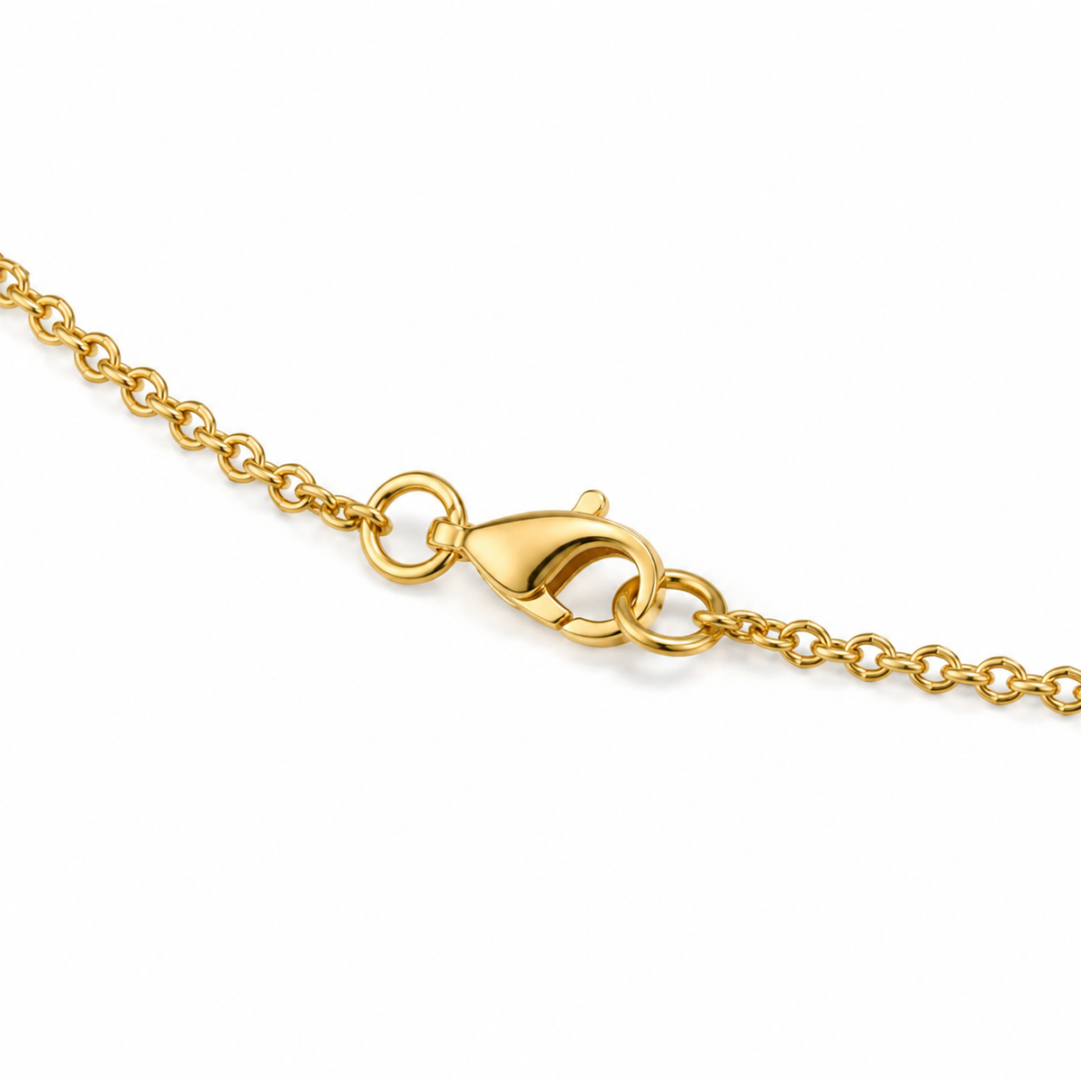 Emerald Medallion Necklace 14K yellow gold chain and clasp detail

