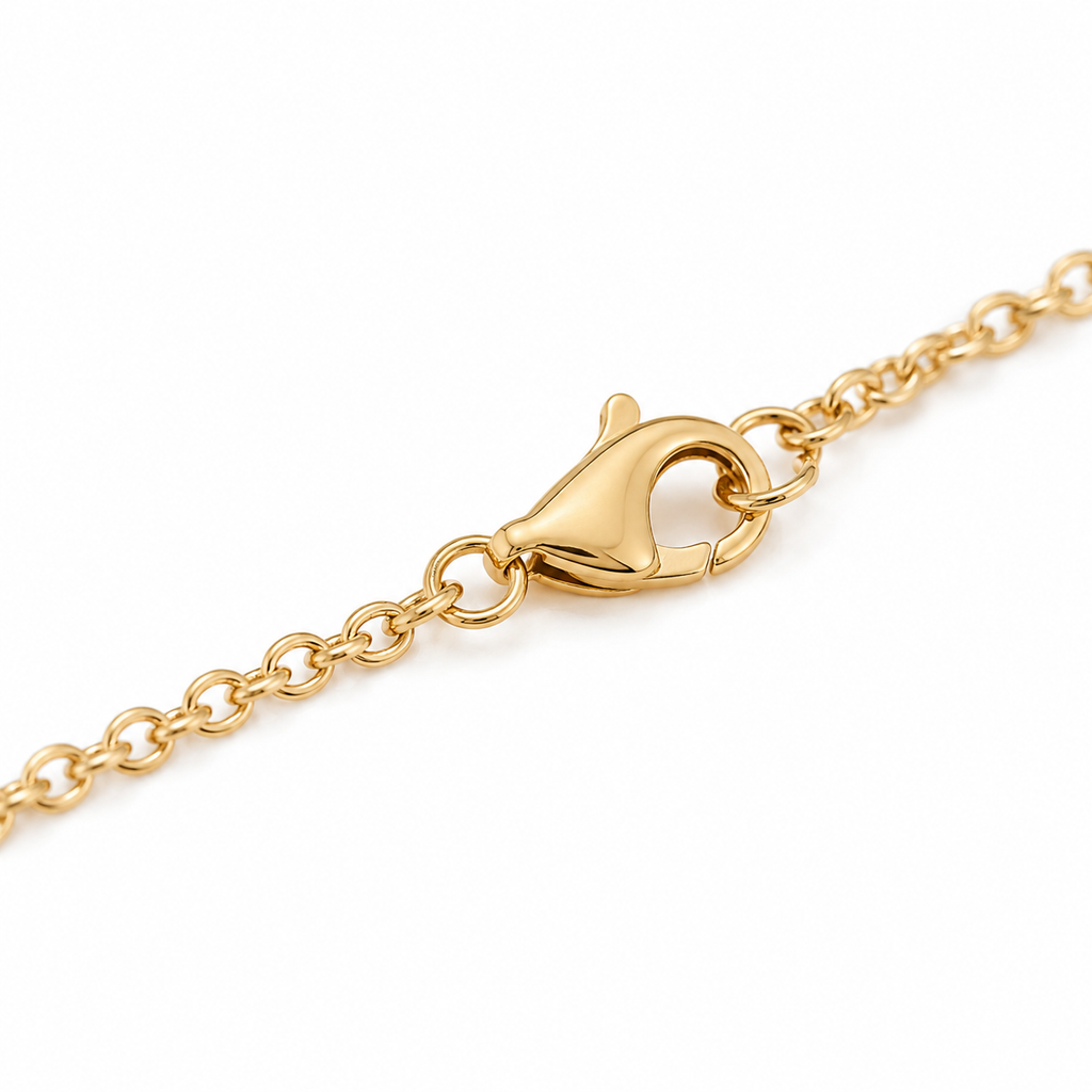 Pavé Medallion Diamond Necklace 14K yellow gold chain and clasp detail
