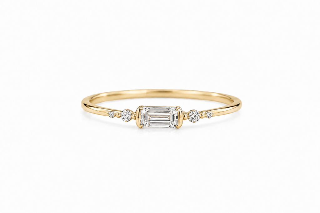 Aureline Emerald Diamond Ring