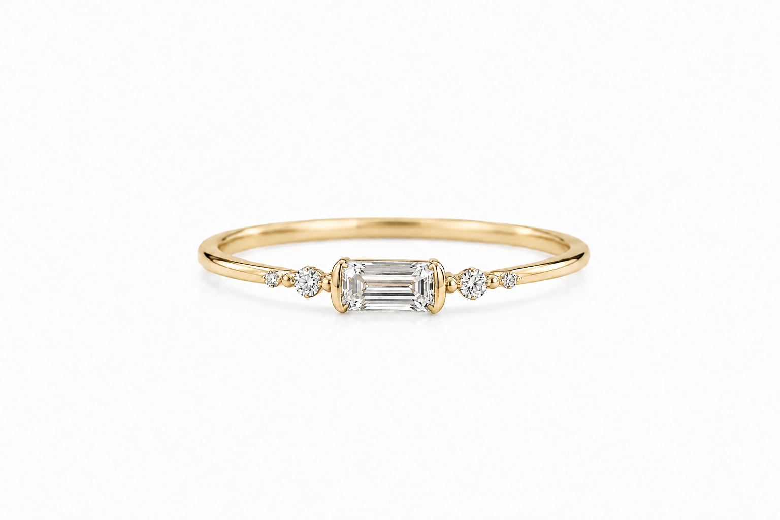 Aureline Emerald Diamond Ring